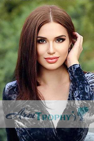 205663 - Alina Age: 31 - Ukraine