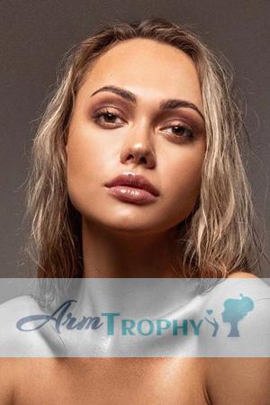 206422 - Anastasiia Age: 25 - Russia