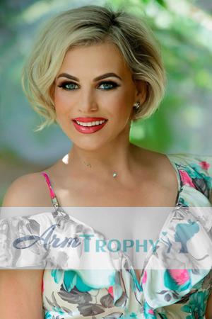 206671 - Larisa Age: 49 - Ukraine