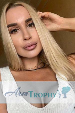 207564 - Kseniya Age: 25 - Ukraine