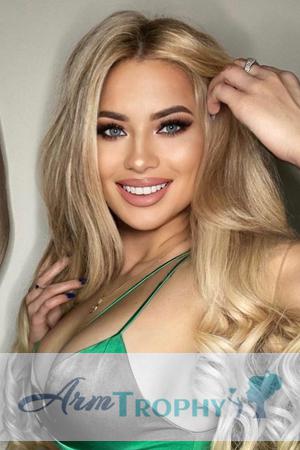 207894 - Anastasiia Age: 26 - United Arab Emirates