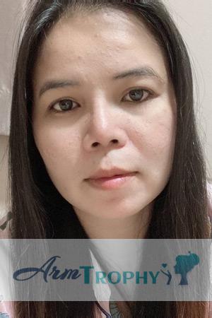 209048 - Chareerat Age: 44 - Thailand