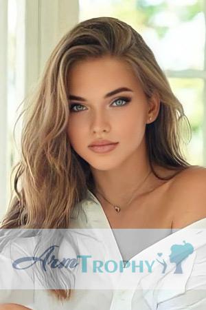 209169 - Diana Age: 21 - Ukraine