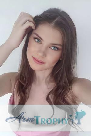 209467 - Viktoriia Age: 23 - Ukraine