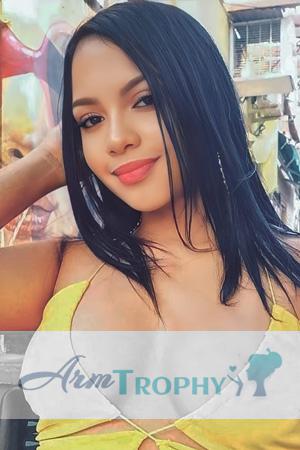 209511 - Sandra Age: 27 - Colombia