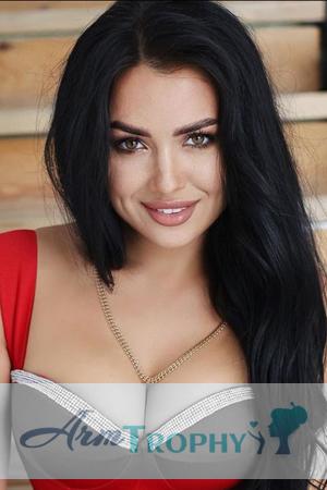 209939 - Kamilla Age: 33 - Ukraine