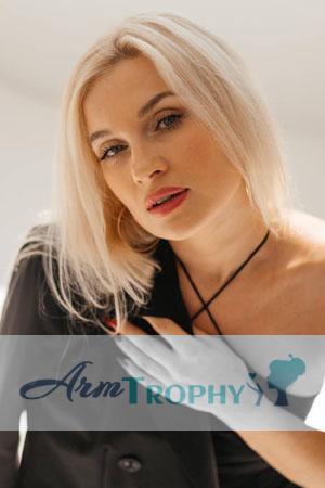 210360 - Anna Age: 33 - Ukraine