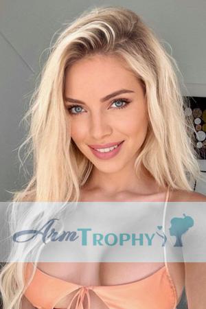 210480 - Alina Age: 22 - Ukraine