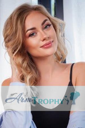 210633 - Anastasia Age: 28 - Ukraine