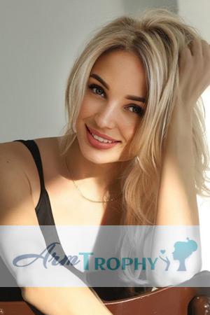 210772 - Nastia Age: 33 - Montenegro