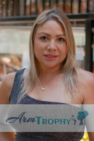 212651 - Tania Age: 42 - Colombia