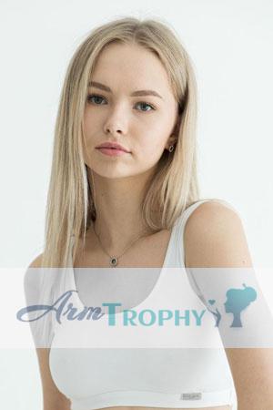 213080 - Anastasiia Age: 20 - Ukraine