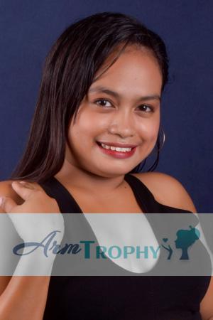 213248 - Angelou Age: 23 - Philippines