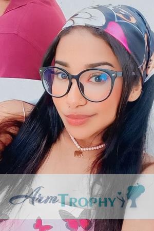 213427 - Valentina Age: 22 - Colombia