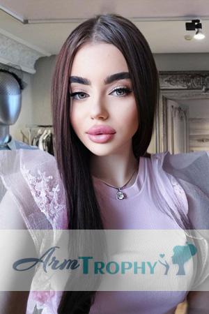 213502 - Lucia Age: 23 - Ukraine