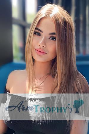 213736 - Olga Age: 23 - Ukraine