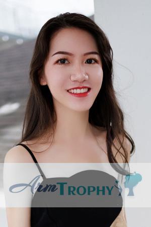 214482 - Yingna Age: 29 - China