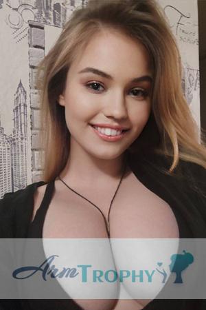 214553 - Sophia Age: 20 - Ukraine