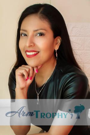 214574 - Yessenia Age: 37 - Peru