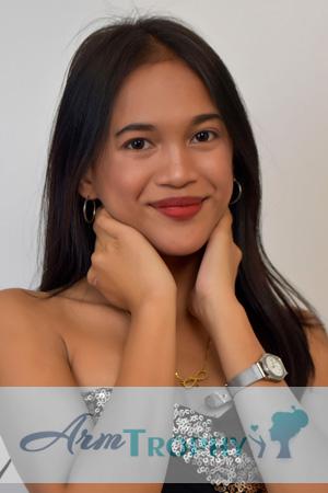 214759 - Ronnalyn Age: 18 - Philippines