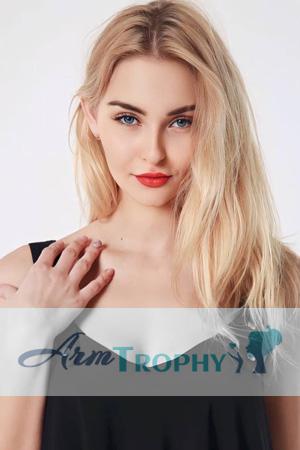 215712 - Anastasiia Age: 26 - Ukraine