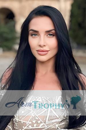 215720 - Tetiana Age: 30 - Ukraine