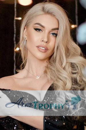 215781 - Anna Age: 24 - Ukraine