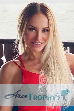 215898 - Yuliia Age: 46 - Ukraine