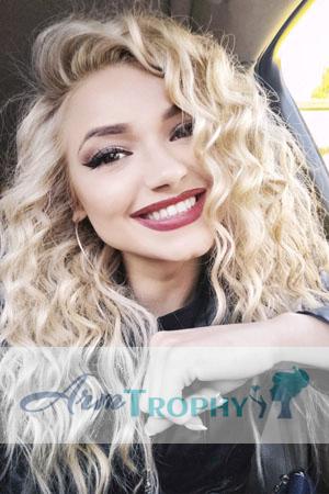 215979 - Yevheniia Age: 30 - Ukraine