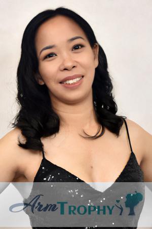 216280 - Marylou (Malou) Age: 41 - Philippines