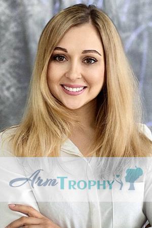 216404 - Tetyana Age: 40 - Ukraine