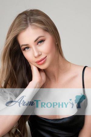 216744 - Liliia Age: 27 - Ukraine