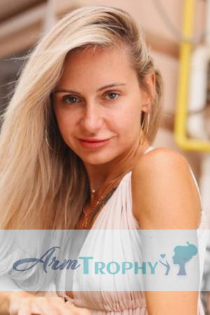 218223 - Svitlana Age: 36 - Ukraine