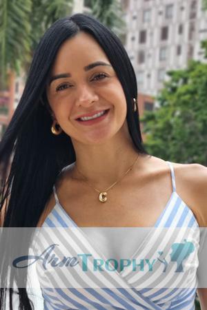 218246 - Claudia Age: 38 - Colombia