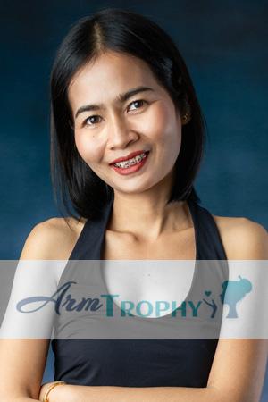 223054 - Phannapa Age: 41 - Thailand