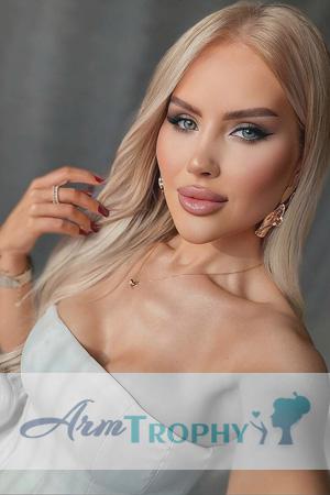 223485 - Viktoriia Age: 34 - Ukraine