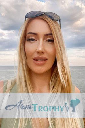 223689 - Olesya Age: 44 - Ukraine