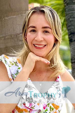 223719 - Tatiana Age: 40 - Colombia