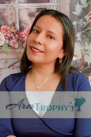 223724 - Monica Age: 42 - Peru