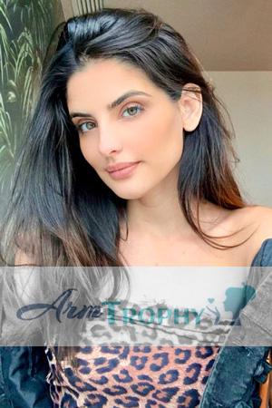 224476 - Lara Age: 28 - Brazil