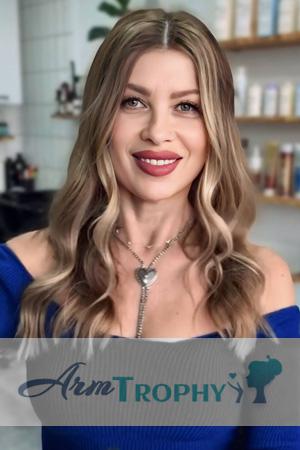 225051 - Larysa Age: 60 - Ukraine