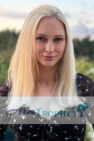 225177 - Yulia Age: 38 - Poland