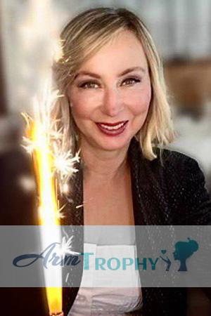 225186 - Irina Age: 57 - Ukraine