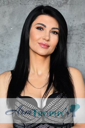 225257 - Yuliia Age: 47 - Ukraine