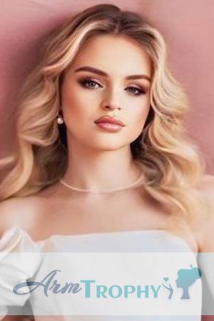 225258 - Olesia Age: 18 - Ukraine