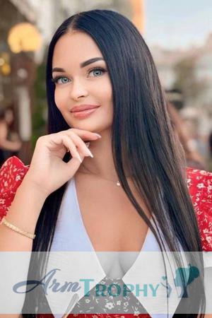 225395 - Viktoriia Age: 33 - Ukraine