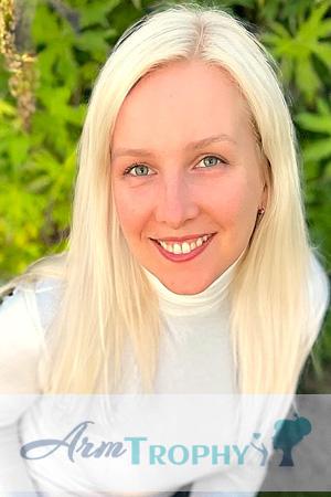 225418 - Anastasiia Age: 42 - Ukraine