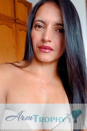 225433 - Bibiana Age: 38 - Colombia