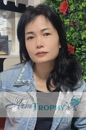 225543 - Wendy Age: 52 - China