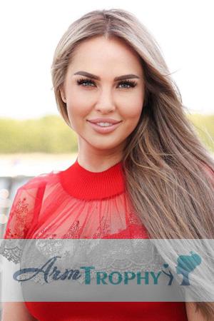 225560 - Yuliia Age: 40 - Ukraine